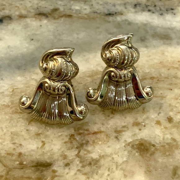 Wallace Sterling Silver Earrings - Picture 1 of 4